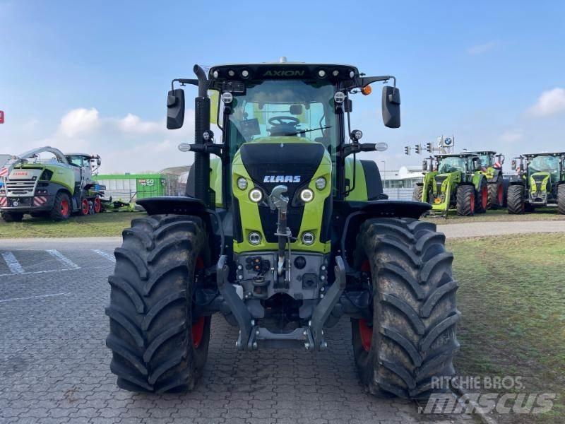 CLAAS AXION 830 Traktori