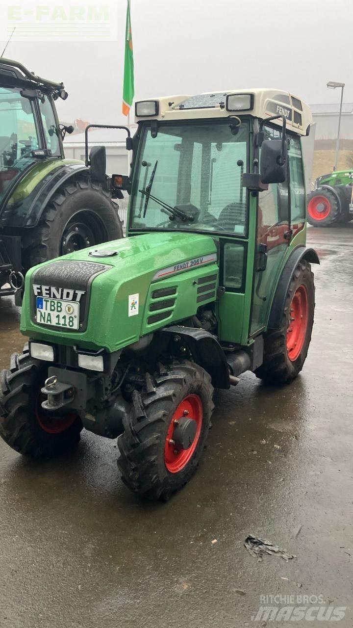 Fendt 206 v V Traktori