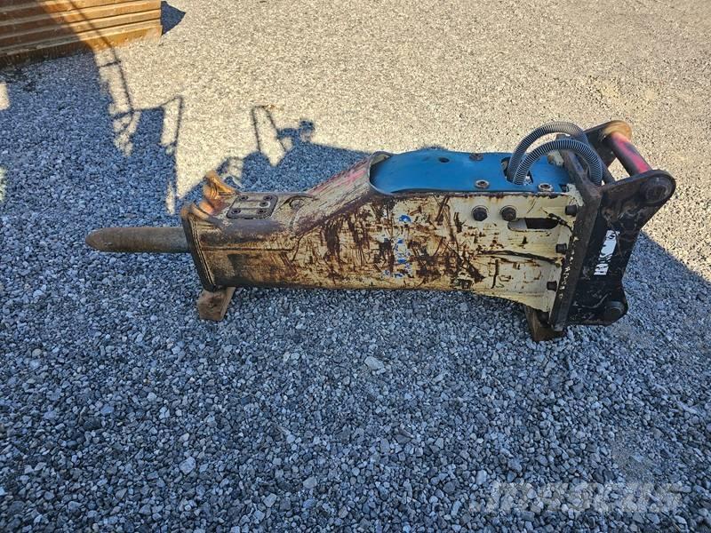 Furukawa F12 Čekići