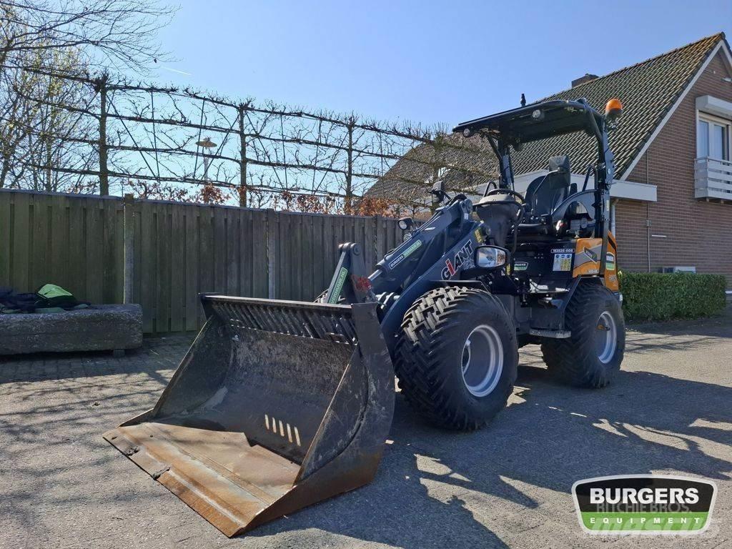 GiANT G2500 Mini utovarivači