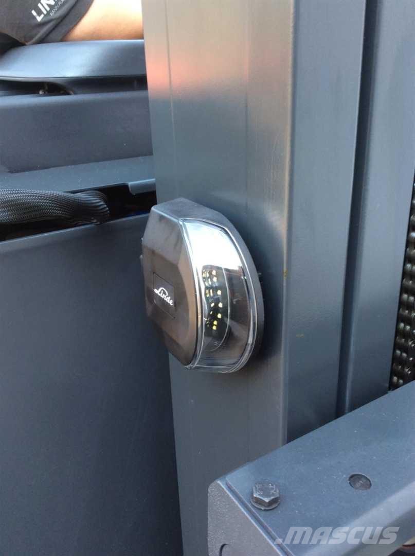 Linde R14 Viljuškari sa pomičnim stupom