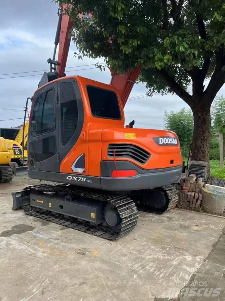 Doosan DX75-9C Bageri guseničari