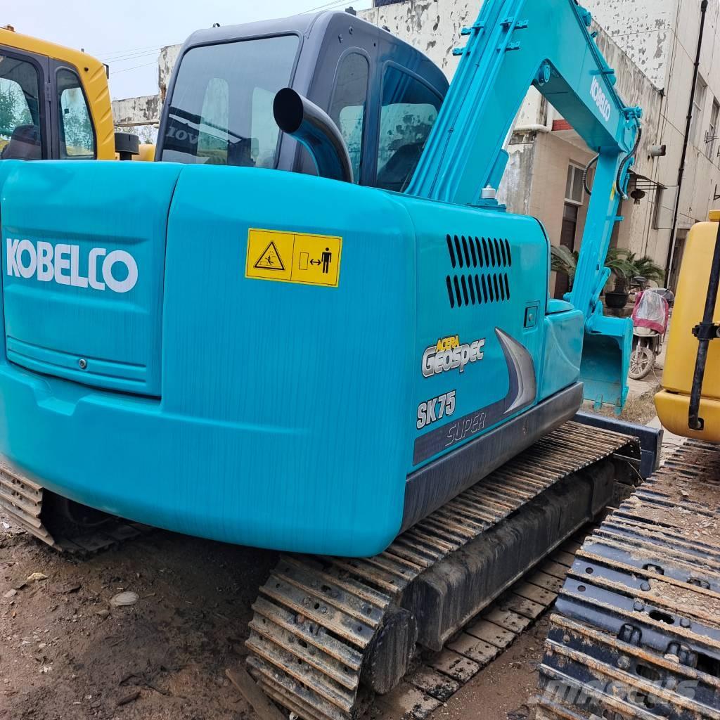 Kobelco SK 75 CSR Bageri guseničari