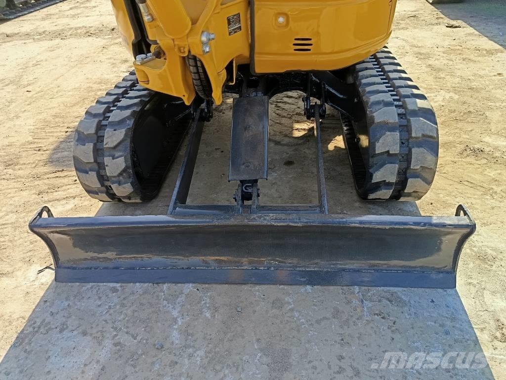 Komatsu PC 20 MR Mini bageri < 7t