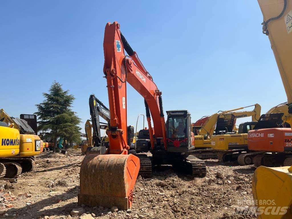 Hitachi ZX 240-3 Bageri guseničari