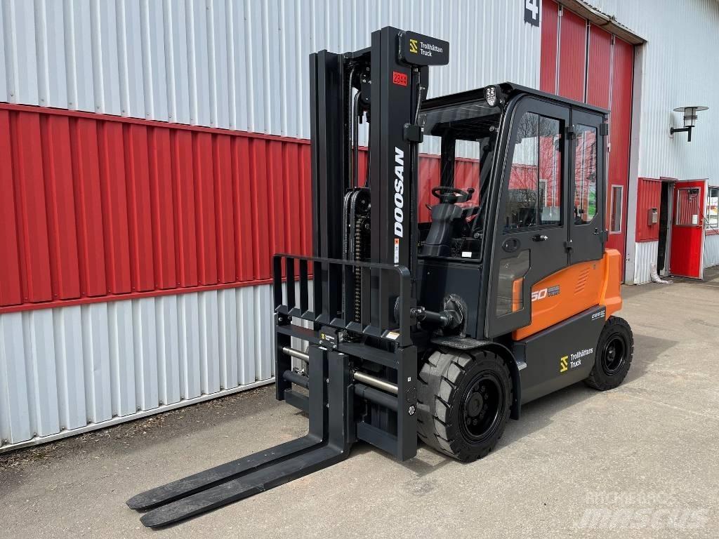 Doosan B 50 X-7 Električni viljuškari