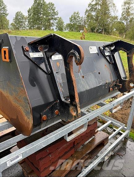  Ålø Quicke GS+ 140 Prikolice za opštu namenu