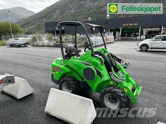 Avant 520 Skid steer mini utovarivači