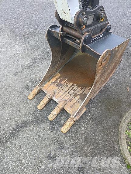 Bobcat E27z Mini bageri < 7t