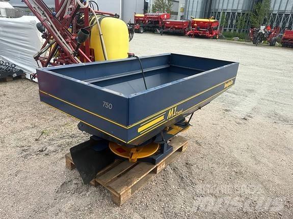 Bogballe M1 Rasturači mineralnog đubriva