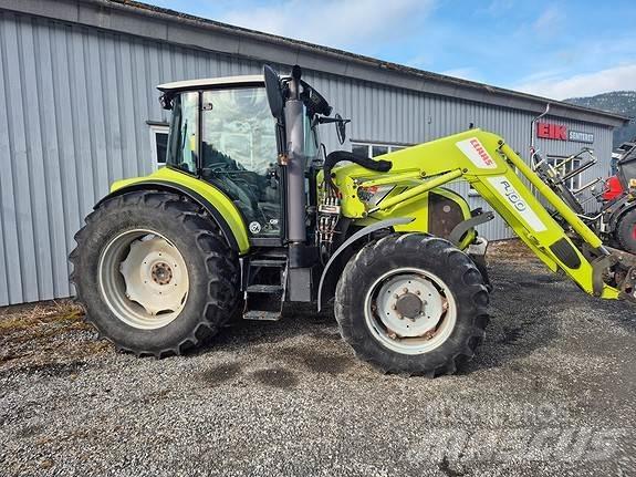 CLAAS 8690 Traktori