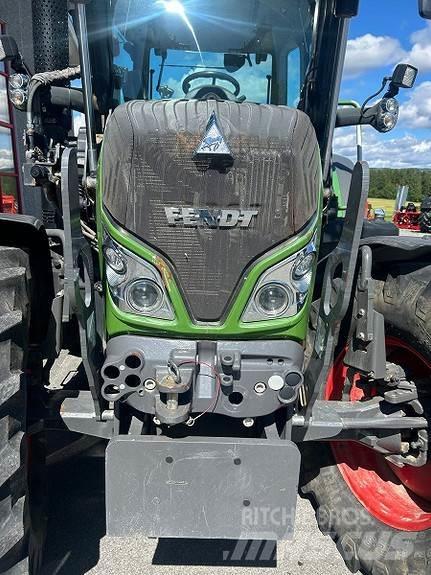 Fendt 516 Vario Traktori