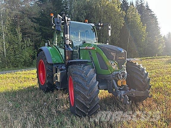 Fendt 722 VARIO Traktori