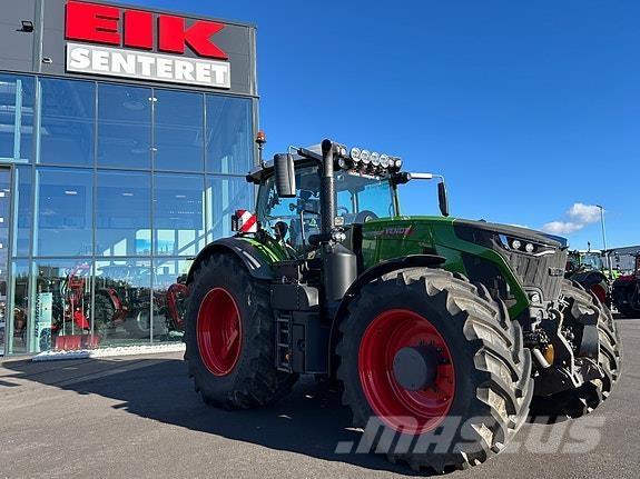Fendt 942 Gen7 Traktori