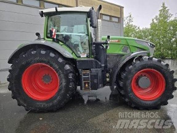 Fendt 942 VARIO Traktori