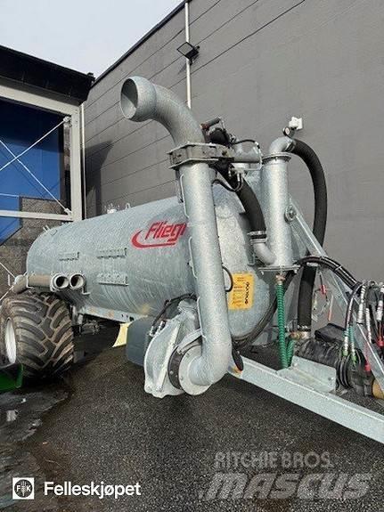 Fliegl VFW10600 Rasturači mineralnog đubriva