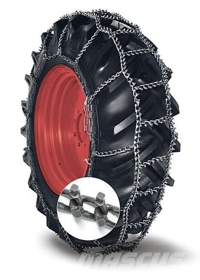  FLYTTESALG!! Traktori