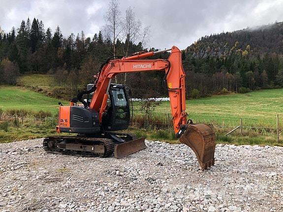 Hitachi ZX85US Bageri guseničari