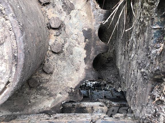 Hitachi ZX85US Bageri guseničari