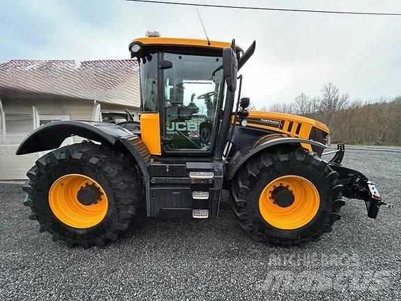 JCB FASTRAC 4220 Traktori
