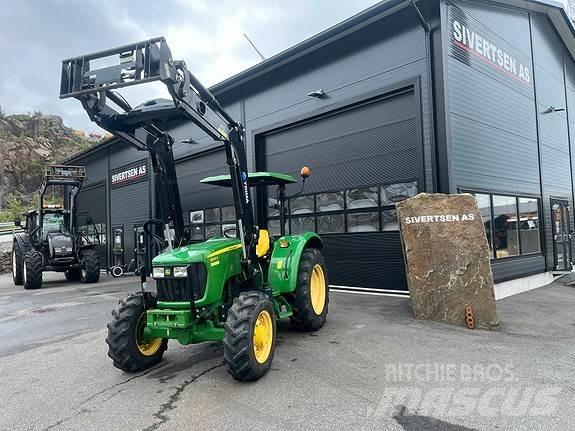 John Deere 5055E Traktori
