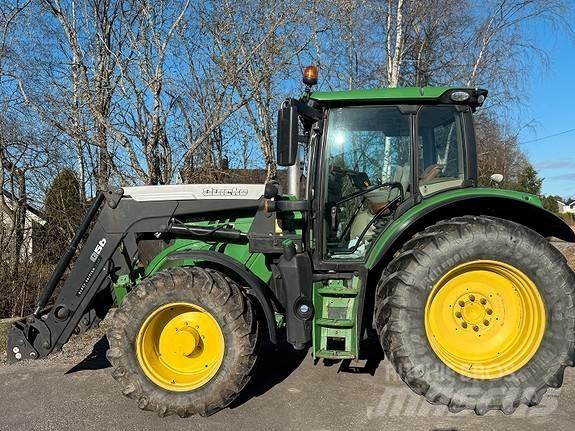 John Deere 6130R Traktori