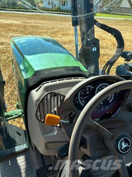 John Deere 6145R Traktori