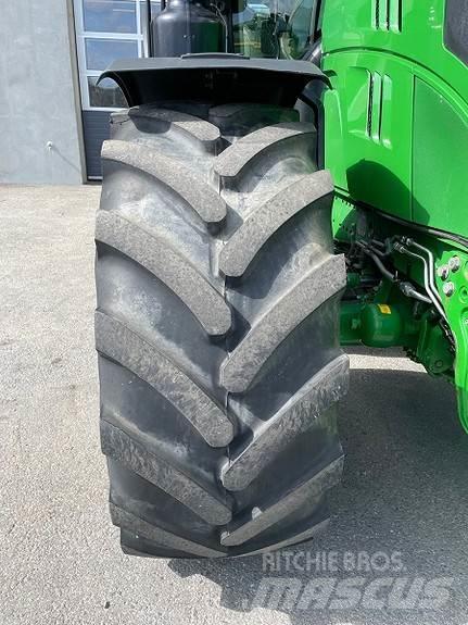 John Deere 6195R Traktori