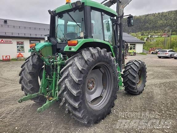 John Deere 6210 Traktori