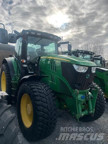 John Deere 6210R Traktori