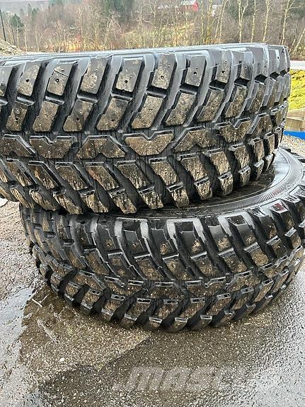 John Deere 6210R Traktori