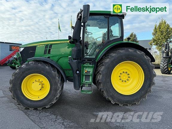 John Deere 6250R Traktori