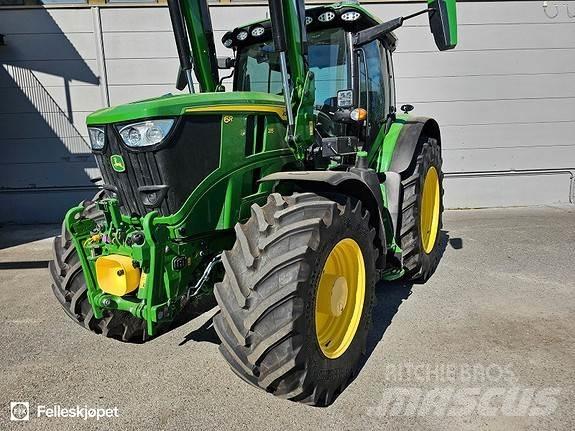 John Deere 6r215 Traktori