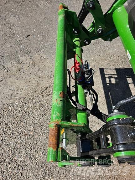 John Deere 6r215 Traktori