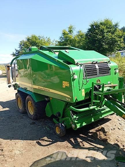 John Deere 744 Prese/balirke za rolo bale