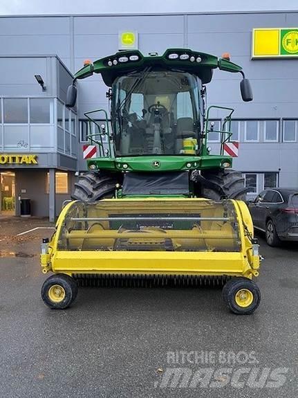 John Deere 8400 Sakupljači