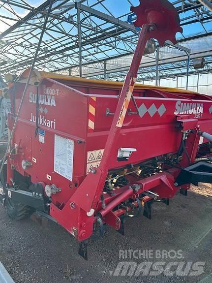 Junkkari 3000T Rasturači mineralnog đubriva