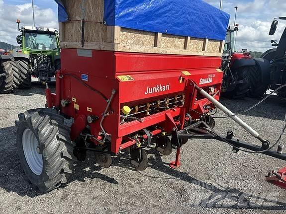 Junkkari KH 2500 Rasturači đubriva