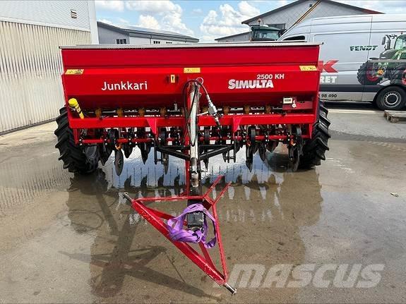 Junkkari KH 2500 Rasturači đubriva