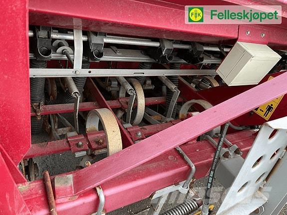 Kongskilde HT 3000 Rasturači mineralnog đubriva