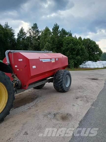 Moi GB-8 Rasturači mineralnog đubriva
