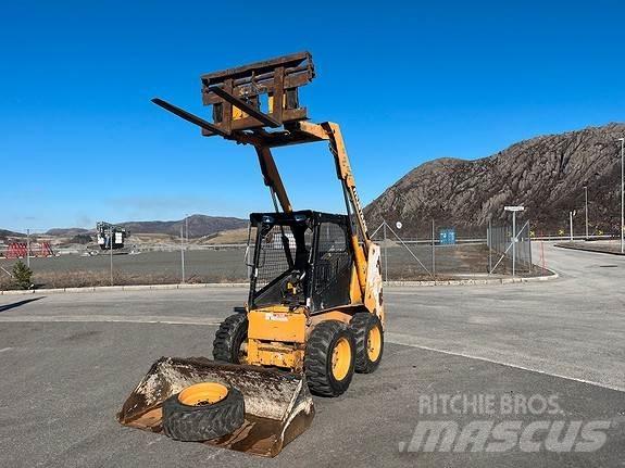 Mustang 2040 Skid steer mini utovarivači