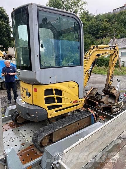 New Holland E18SR Mini bageri < 7t