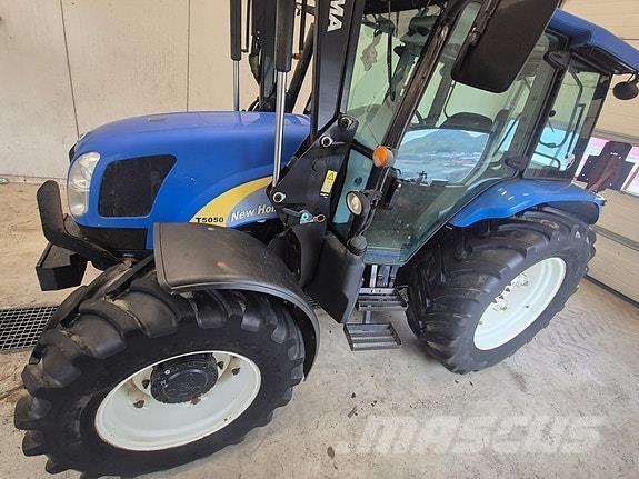 New Holland T5050 Traktori