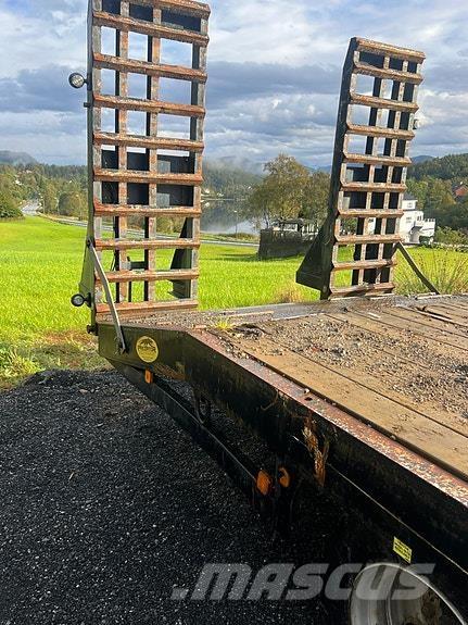  Predator boost 2 Prikolice za opštu namenu