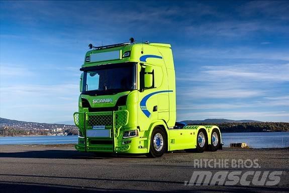 Scania S660A6x4NB Tegljači
