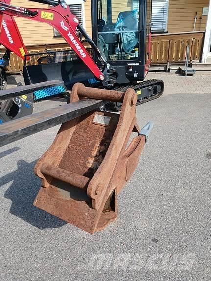 SMP S 50 ripper Ostale komponente za građevinarstvo