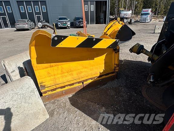 Tellefsdal V-90 Snežne daske i plugovi