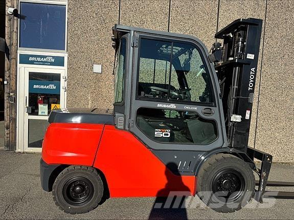 Toyota 40-8FD50N Dizelski viljuškari