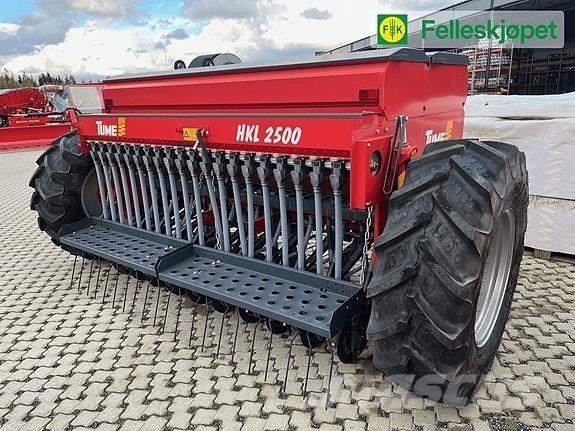 Tume HKL 2500S Rasturači đubriva